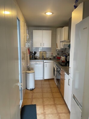 Private kitchen - Vrbo Property (Cadaqués)