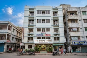 Exterior - The Royal Hotel (Dhaka)