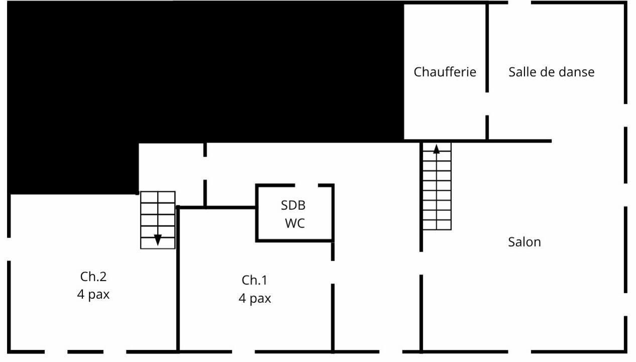 A hotel floor plan with a dining area, a dance hall, a kitchen, and two rooms labeled Ch.1 and Ch.2, each with 4 pax.