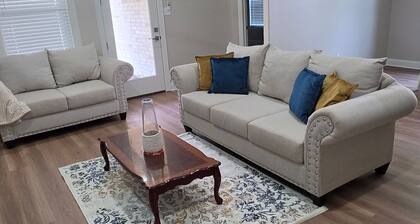 Magnolia Grove. Large Home. Near LA Tech & Grambling with Garage