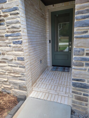 Welcome to Magnolia Grove. Newly built 4 bd / 3bth