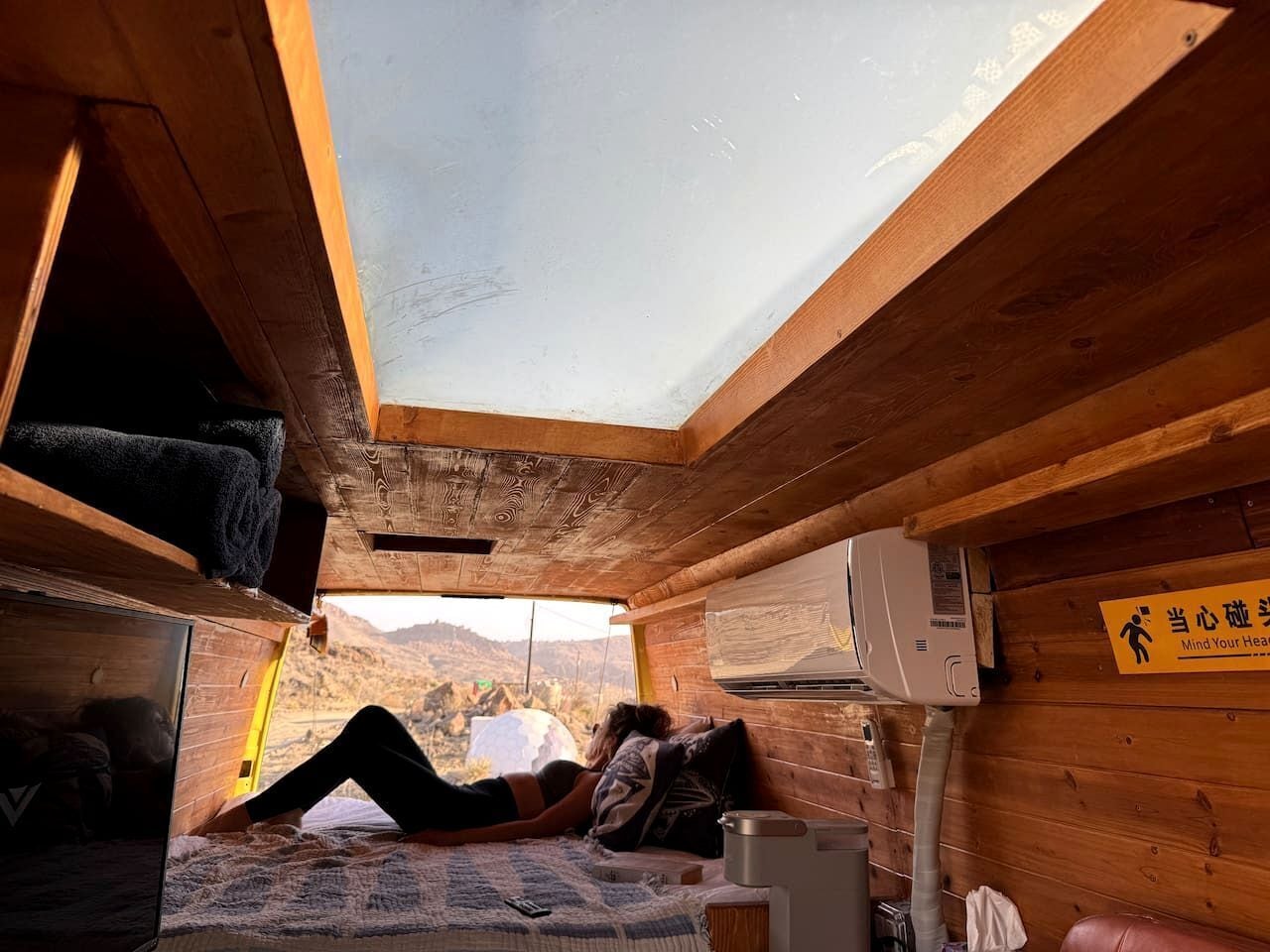 1 slaapkamer, een strijkplank/strijkijzer, wifi, beddengoed