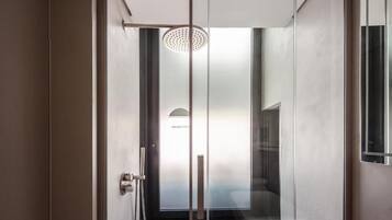 Superior Suite, Sea View | Bathroom