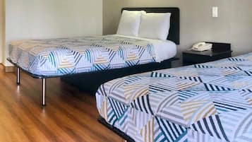 Basic Double Room | Iron/ironing board (on request), free WiFi