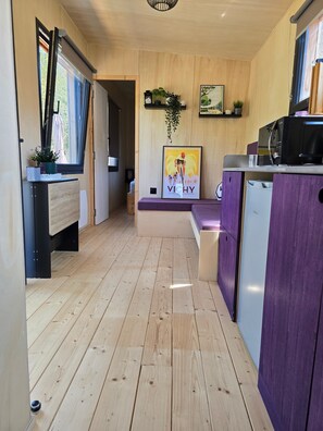 Interior - “La Tiny de Miss Purple” with Terrace and Private Garden (Chantelle)