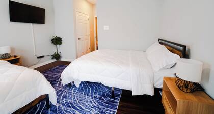 Grand Retreat in the Heart of RVA - 5BD 5.5BA House