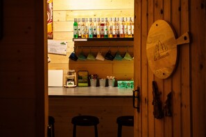 Bar (in der Unterkunft)
