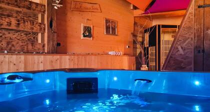 “Agathis” Guest Room with Shared Terrace, Garden, and Non-Private Jacuzzi