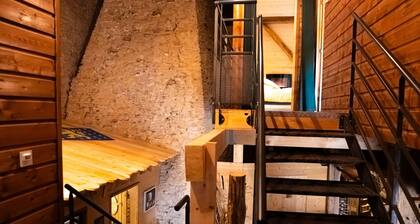 Séquoia Guest Room with Shared Terrace, Garden, and Non-Private Jacuzzi