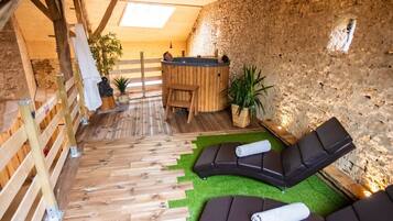 Bain à remous intérieur
