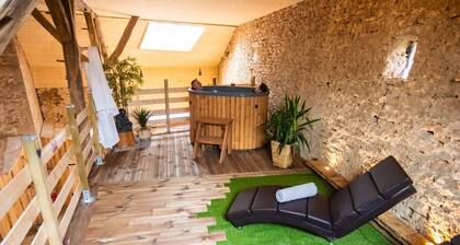 Chambre d’hôtes « La Cabane et Spa Chez Jules » avec espace privé et Wi-Fi