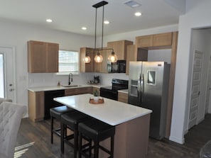 Private kitchen - The Ranch with Lakeside Access thru Backyard Gate! Boat Launch Nearby! (Granbury)