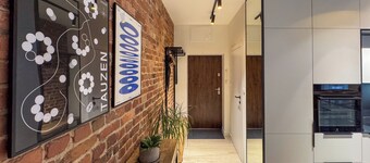 Fully equipped serviced apartment for modern & independent explorers.