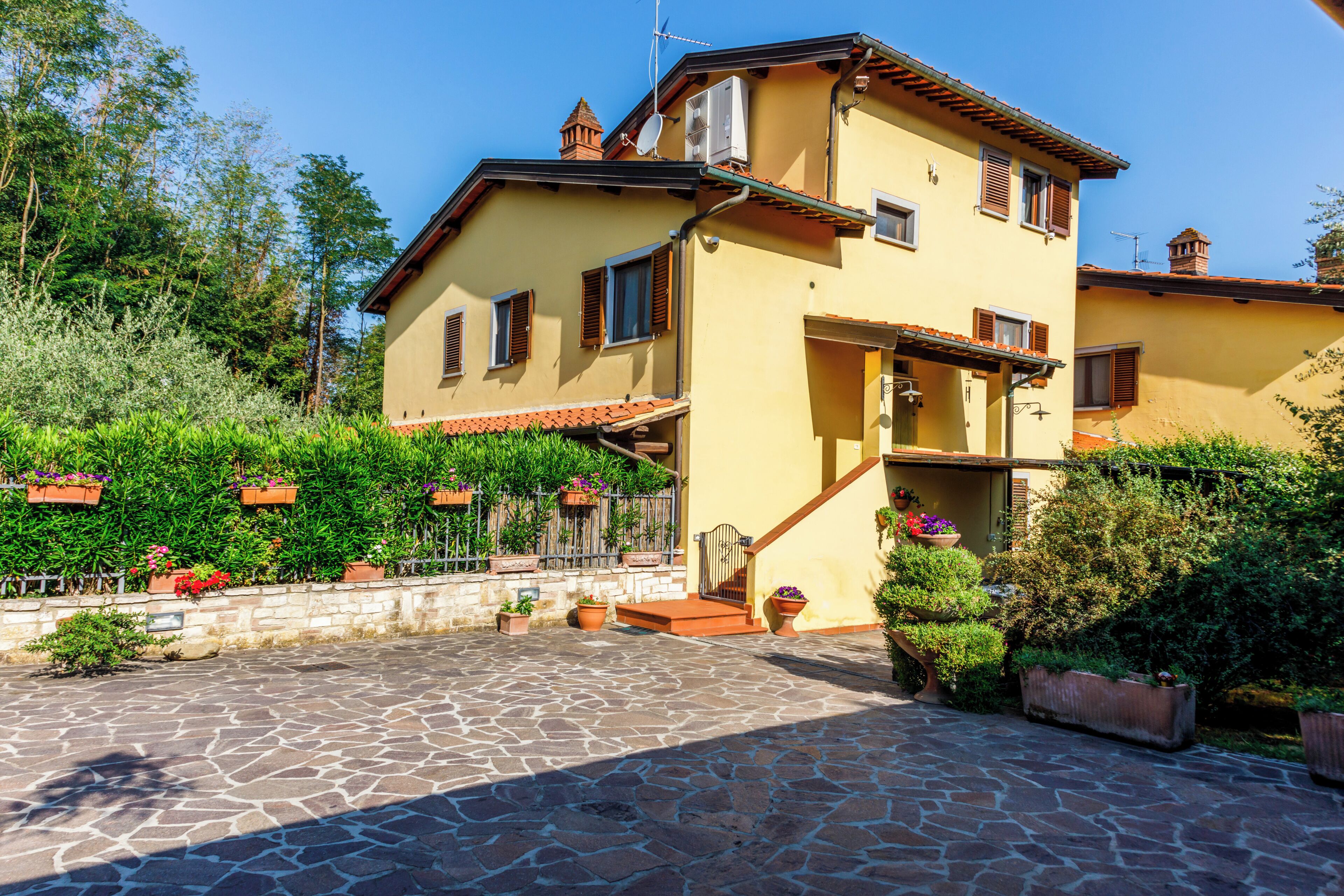 House, Patio, Garden View | Exterior