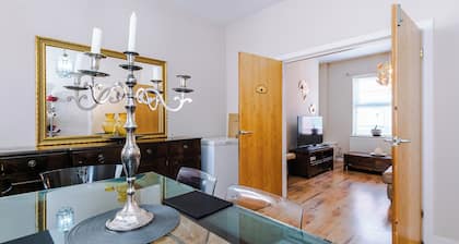 Twin Room in Salford