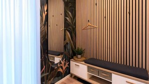 Comfort Apartment, City View | Interior