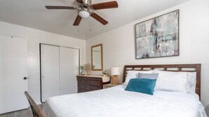 Room - 2BR by Atlantic Park • Budget-Friendly Stay (Virginia Beach)