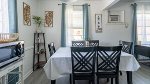 Dining - 2BR by Atlantic Park • Budget-Friendly Stay (Virginia Beach)