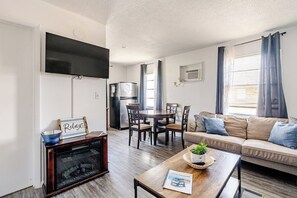 TV, fireplace - Extended-Stay 2BR/2BA • Walk to Beach & ViBe (Virginia Beach)