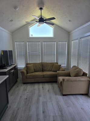 Living area - Luxury Tiny Living: Brand New Waterfront Escape (Havelock)