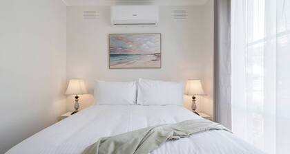 Havana Edge Pet friendly Garden Retreat near Beach