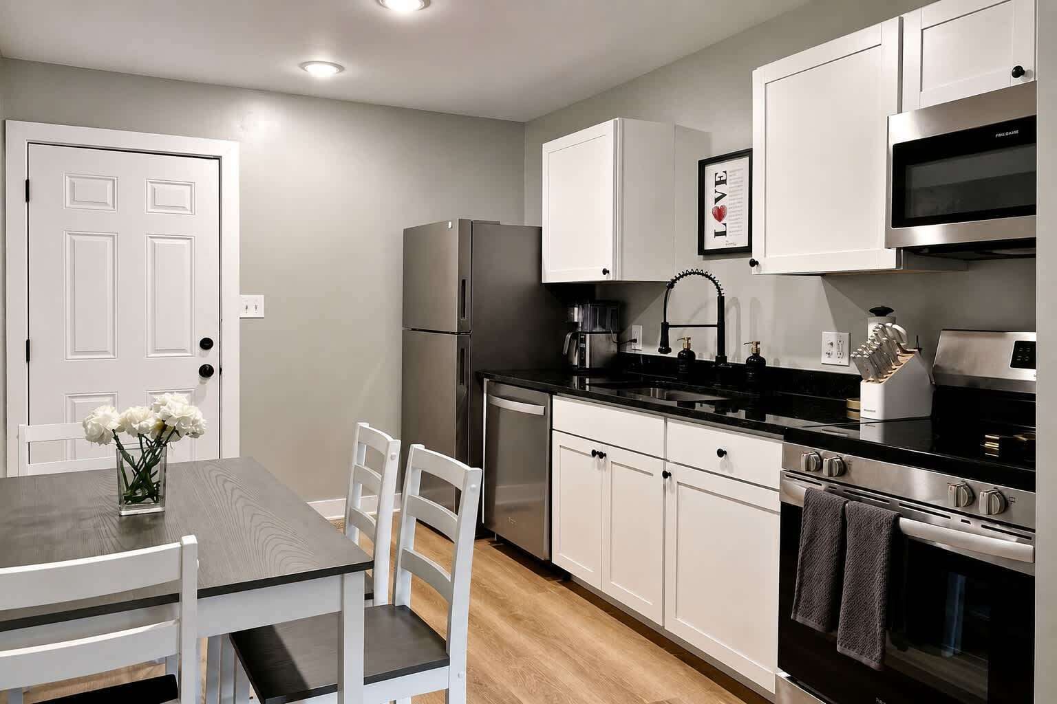 Coffee/tea maker, fridge, microwave, oven