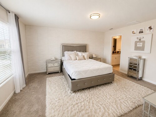 Golden River 3 Bed 2.5 Bath | Riverview Townhouse