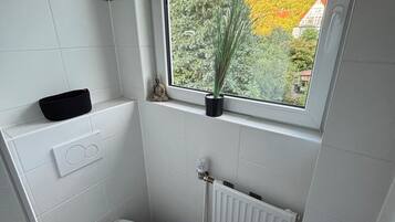 Dusche, Seife, Toilettenpapier