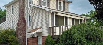 Portage Lakes Getaway, Stunning Views & Patio