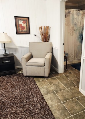 Interior - Quaint 2-bedroom bed & breakfast in charming Pikeville (Pikeville)