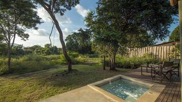 Tent, Private Pool, Garden View | Property grounds