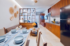 Dining - Luxury loft in the heart of Playa del Carmen Stunning Rooftop Pool and Jacuzzi (Playa del Carmen)