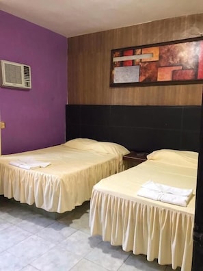 Family Double Room - Hotel Frailes (ARRIAGA)