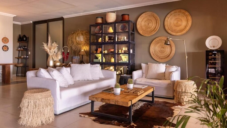 Bagatelle Kalahari Boutique Farmhouse