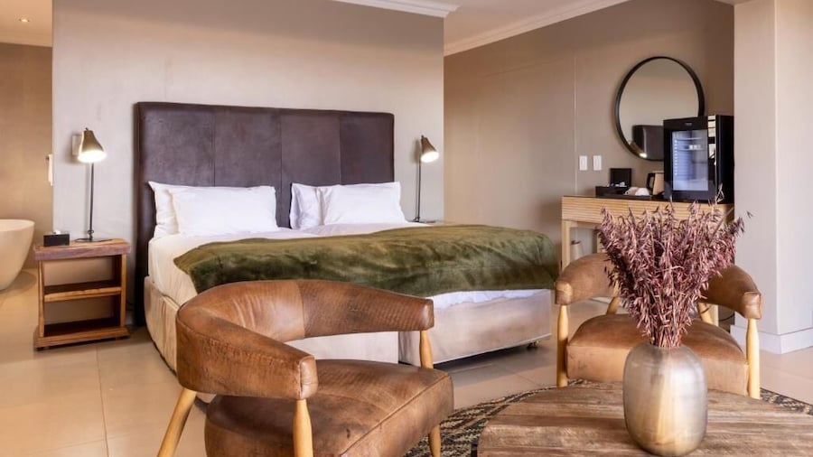 Bagatelle Kalahari Boutique Farmhouse