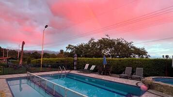 15 piscinas al aire libre