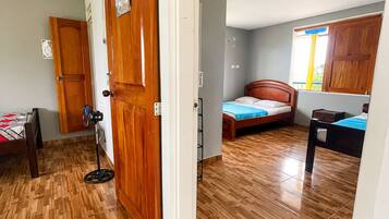 Habitación familiar, varias camas | Wifi gratis