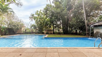 Piscina all'aperto