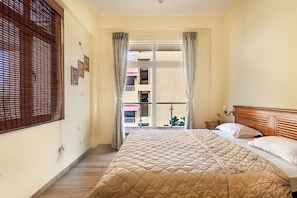 Room - Cinderella apartment with private sundeck candolim (Candolim)