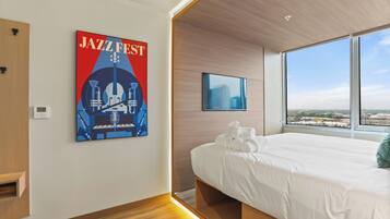 In-room safe, desk, laptop workspace, soundproofing