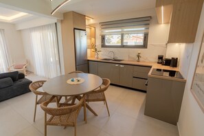 Private kitchen - FORESTBREEZE 3 (Metochi)