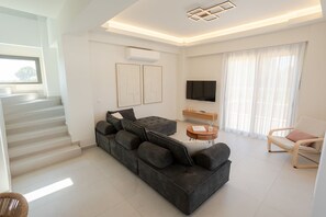 Living area - FORESTBREEZE 3 (Metochi)