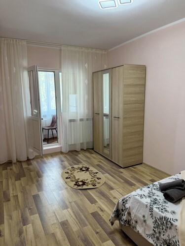 Maria apartment-bedroom apartment with AC in charming Galați