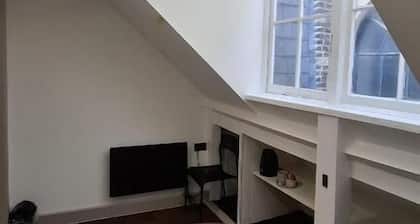 SOS House - London Grand