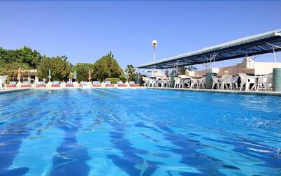 Retac Abu Simbel Nefertari Hotel