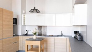 Mikrovågsugn och diskmaskin
