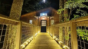 Classic Tree House | Exterior - Terralodge (Monteagle)