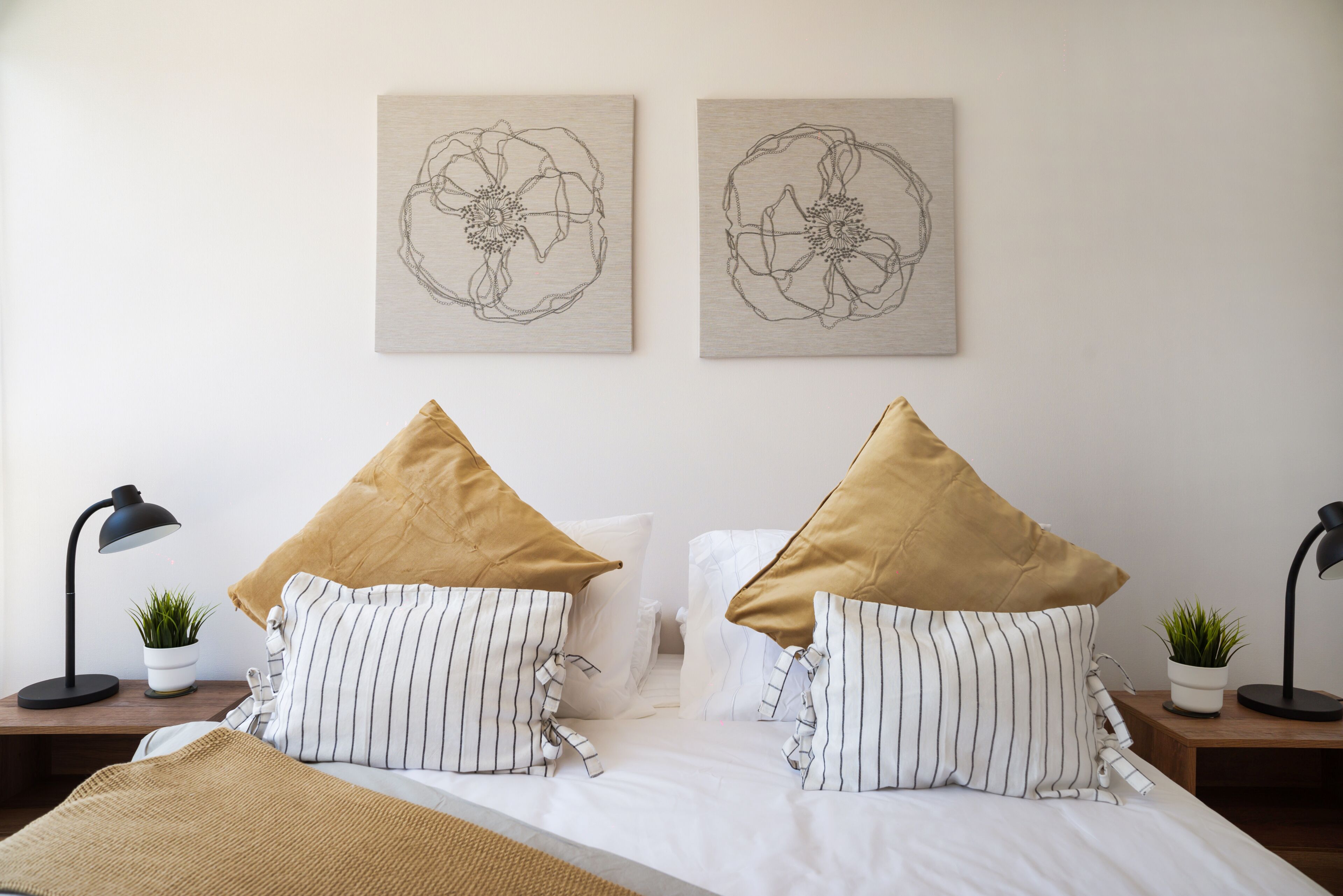 Standard Apartment, Balcony | Iron/ironing board, WiFi (free)