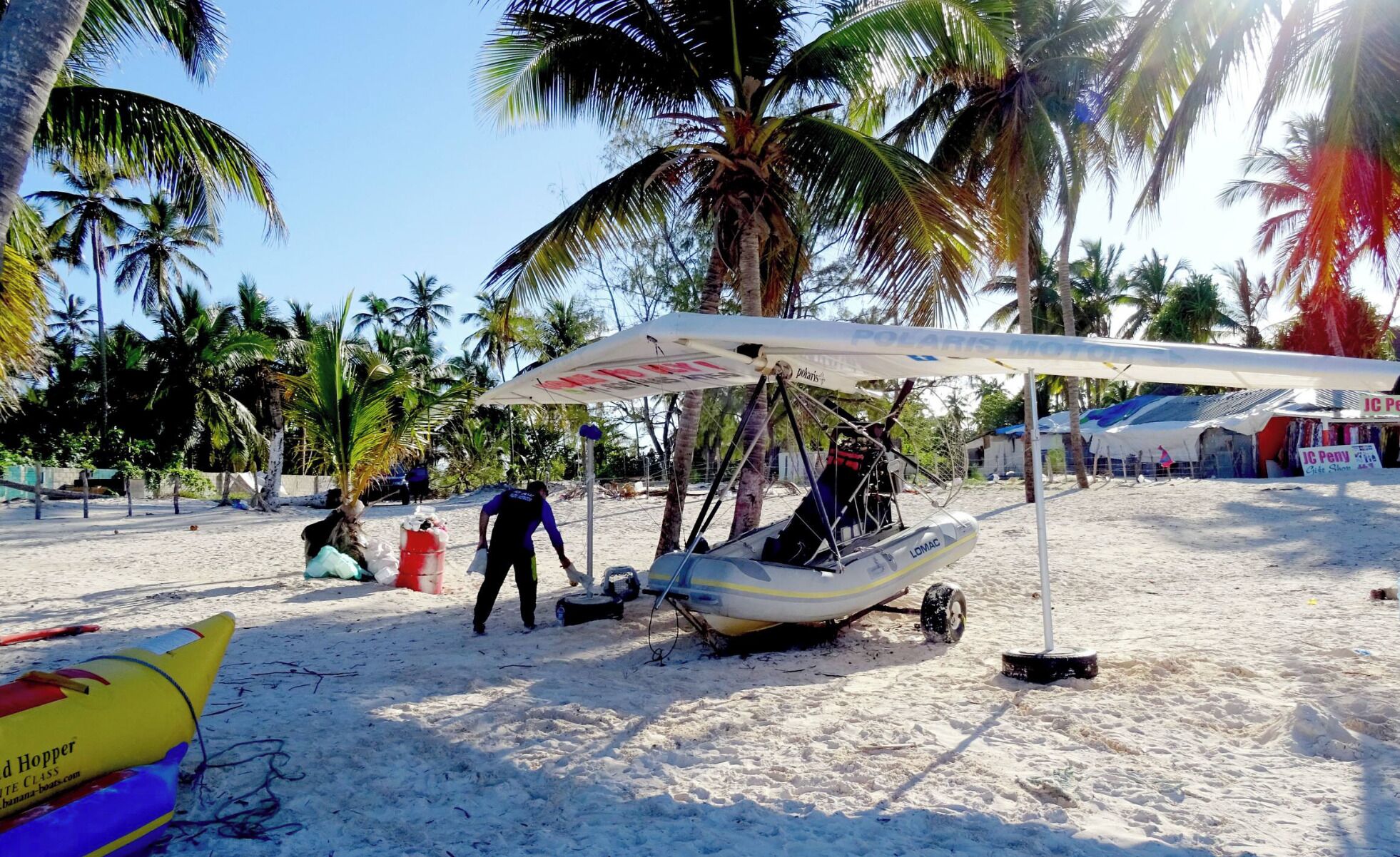 Private beach, white sand, 2 beach bars