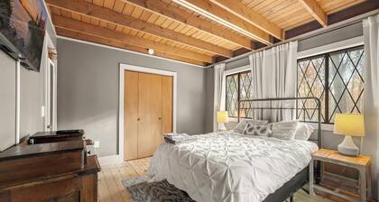 Cozy Masthope Chalet on 2 Private Wooded Acres w/ Grill, Fire Pit & Pet-Friendly